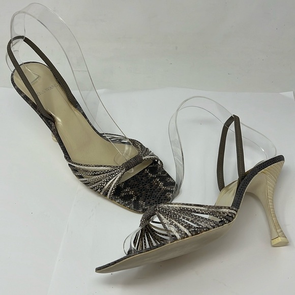 Vera Wang Sz 7.5M Lizard Gray Beige Strappy 3” Heel Sandals - Picture 1 of 11